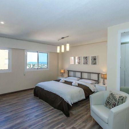 Apartment Malvarrosa Beach Cavite Valencia Buitenkant foto